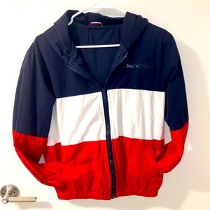 lightweight windbreaker jacket